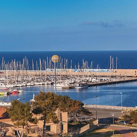 Massetti Per Coppie Sulla Costa Nord Est Dell Isola A Pochi Passi Dalla *