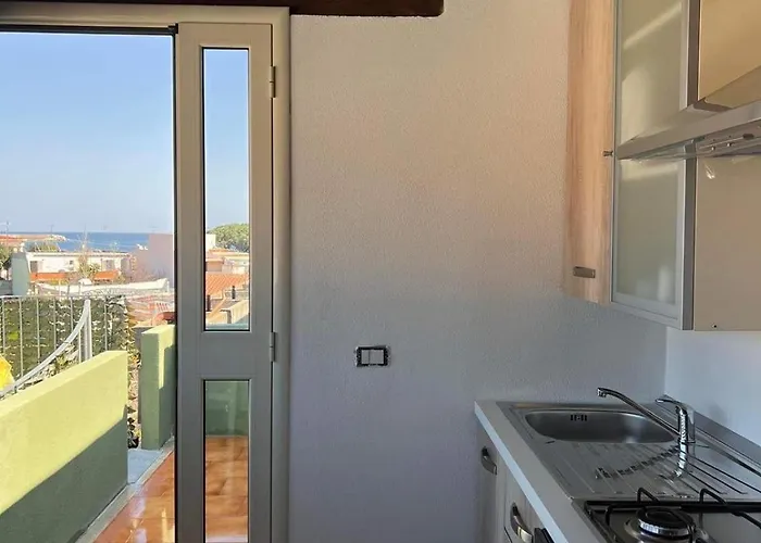 Massetti Per Coppie Sulla Costa Nord Est Dell Isola A Pochi Passi Dalla *