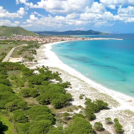 Massetti Per Coppie Sulla Costa Nord Est Dell Isola A Pochi Passi Dalla *