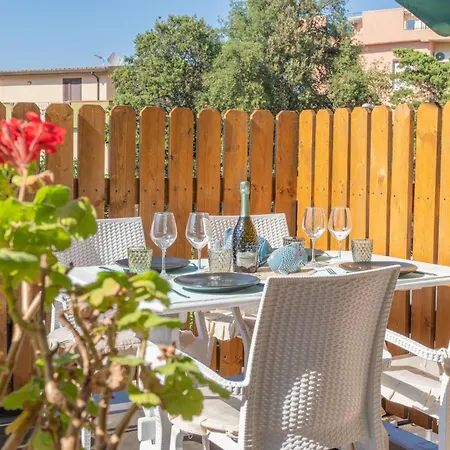 Massetti's Beachside La Caletta