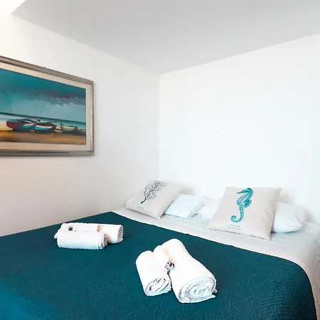 Massetti's Beachside Apartamento