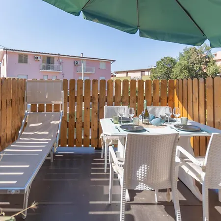 Massetti's Beachside