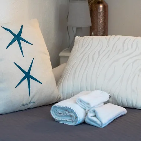 Massetti's Beachside Apartmán La Caletta