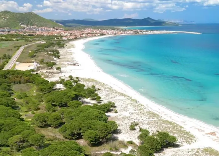 Massetti Per Coppie Sulla Costa Nord Est Dell Isola A Pochi Passi Dalla *